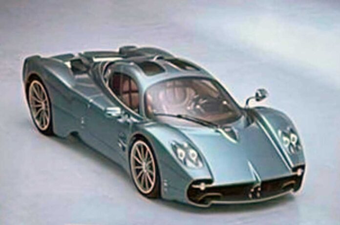 У Мережу потрапило фото нового суперкара Pagani