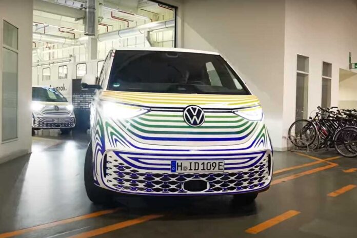 Volkswagen показав на відео передсерійне виробництво ID.Buzz