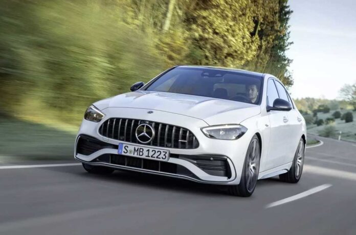 Mercedes AMG представив «заряджений» С-клас з електричною турбіною