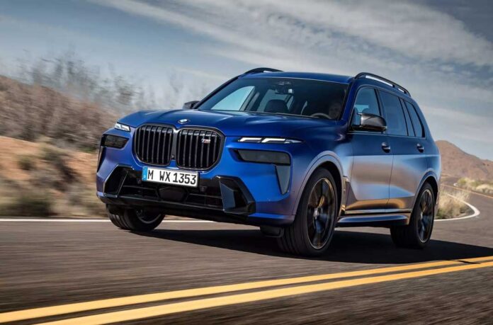 BMW представила оновлений X7