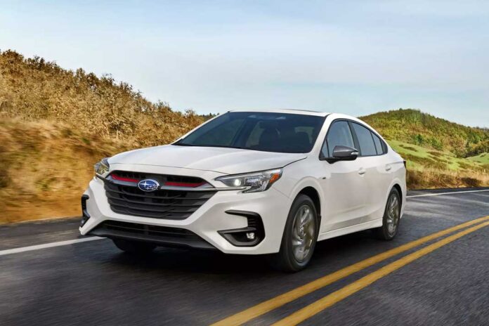 Subaru оновила седан Legacy