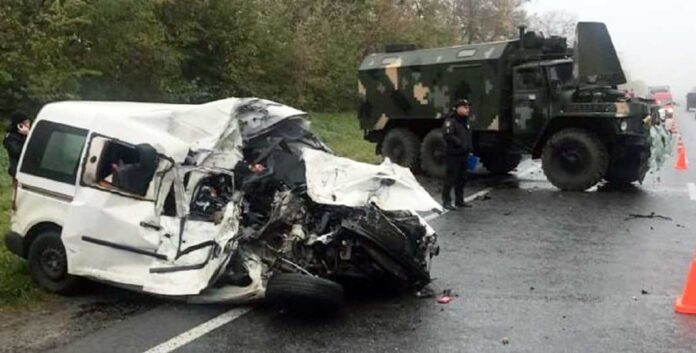 Військовослужбовців звільнили від компенсації збитків за ДТП