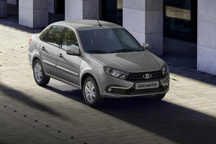 Власникам нових Lada заборонили виїжджати за межі Росії