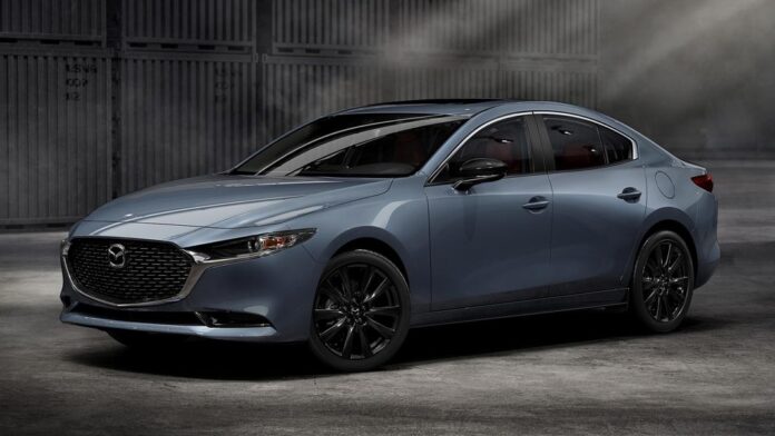 Mazda3 оновила седан та хетчбек