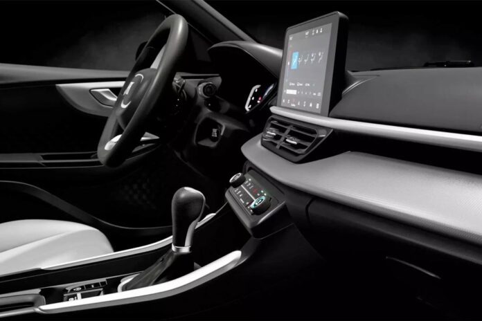 Fiat показав салон свого першого крос-купе