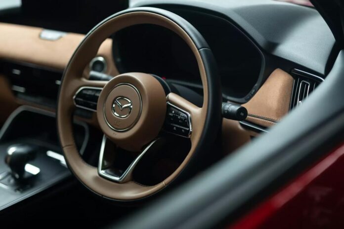 Mazda намагатиметься зменшити залежність від Китаю