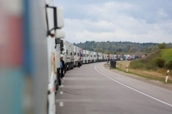 Черга на кордоні