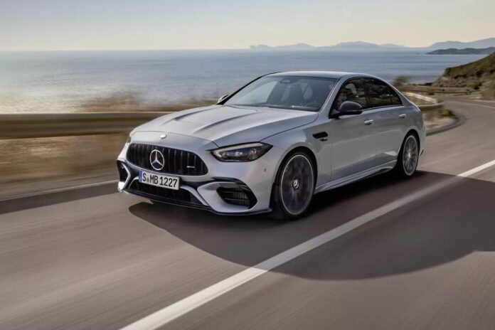 Mercedes-Benz презентував «заряджений» C-Class від AMG