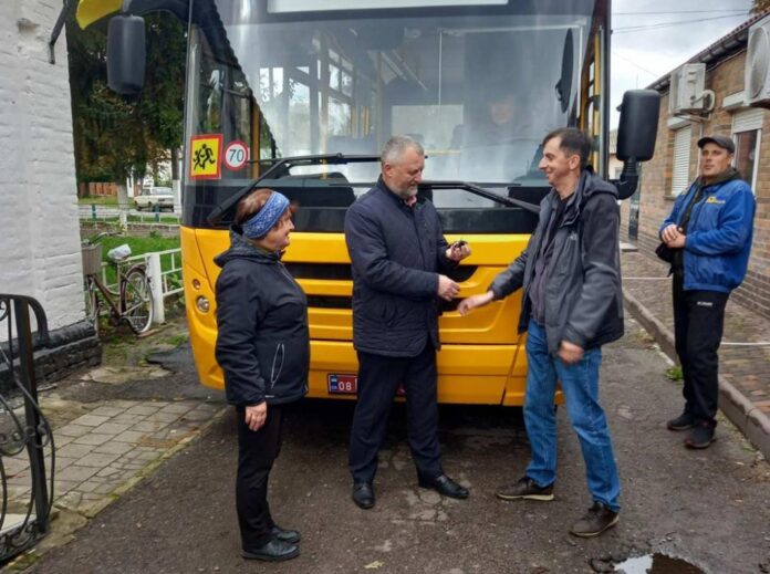 Відбулась передача шкільного автобуса ЗАЗ А08 освітянам Полтавщини