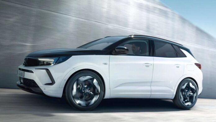 Opel Grandland отримав спортивну версію GSe