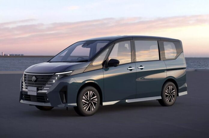 Мінівен Nissan Serena змінив покоління