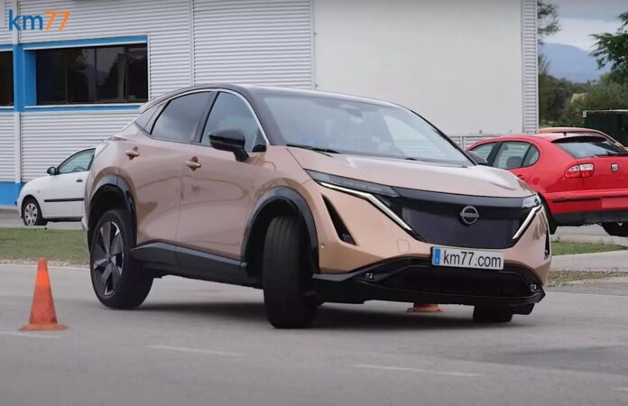 Nissan Ariya випробували «лосиним тестом»