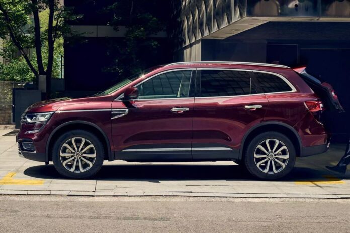 Renault позбавила флагманський кросовер повного приводу