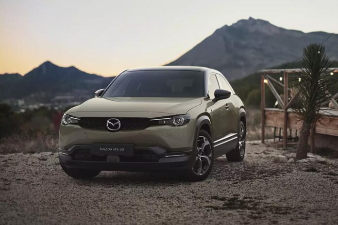 Mazda представила кросовер з роторним двигуном