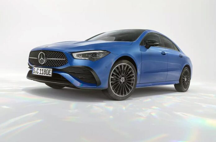 Mercedes-Benz оновив седан та універсал CLA