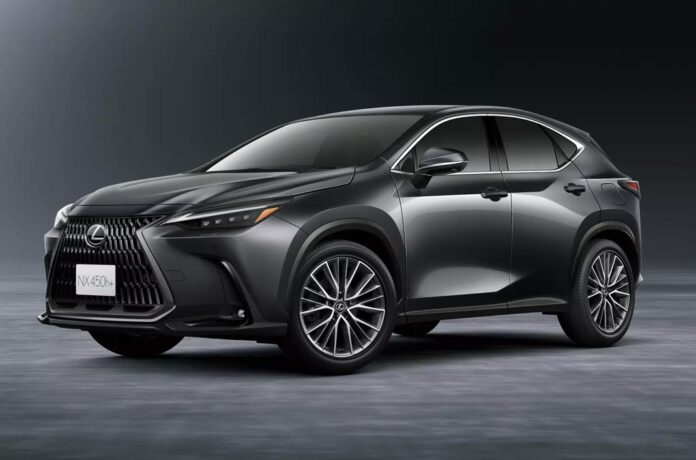 Lexus показав оновлений кросовер NX