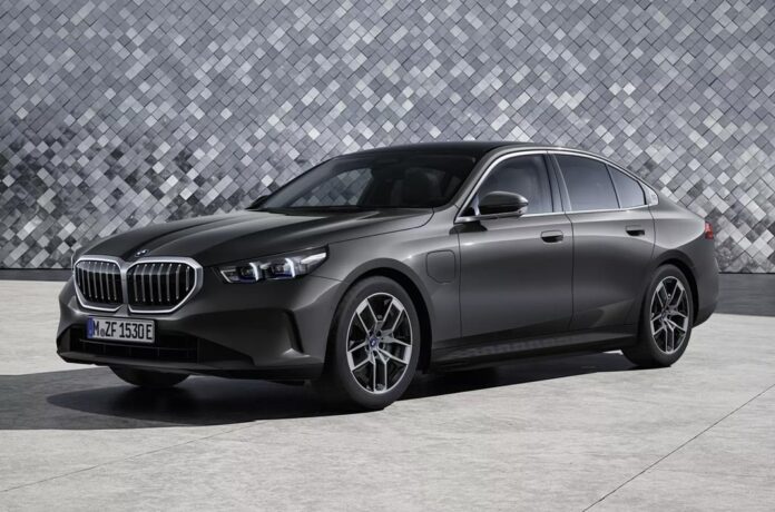 BMW представила нове покоління седана 5 серії