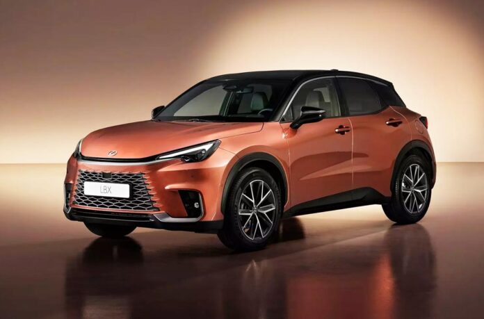 Представлено найменший кросовер Lexus