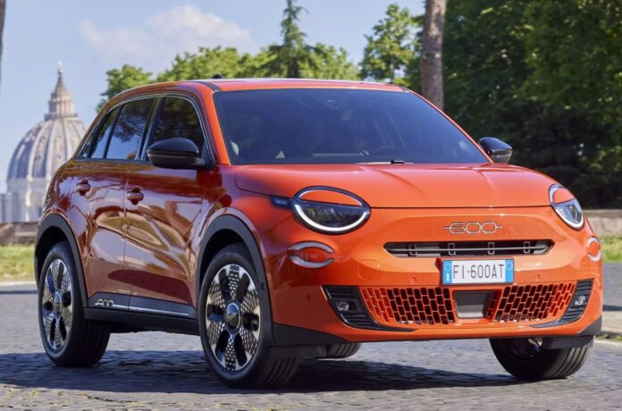 Fiat представив електричний кросовер 600e