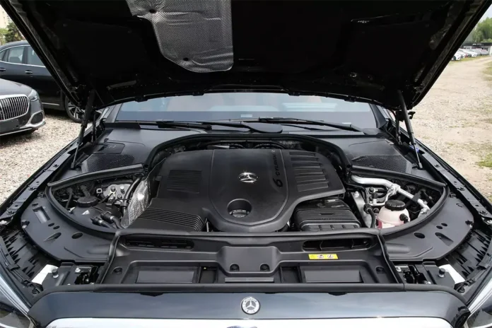 Mercedes-Benz S-Class отримав малолітражний двигун