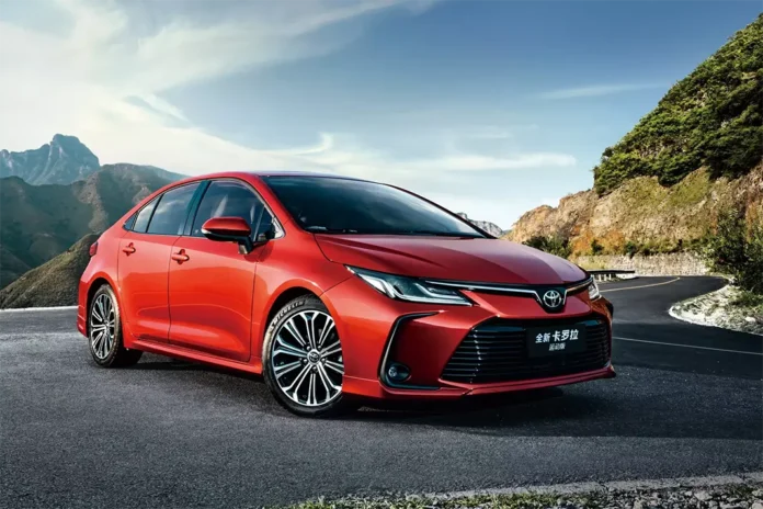 Toyota та Lexus відкликають півмільйона машин через загрозу пожежі