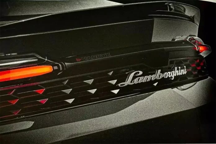 Lamborghini покохала перше фото оновленого Urus