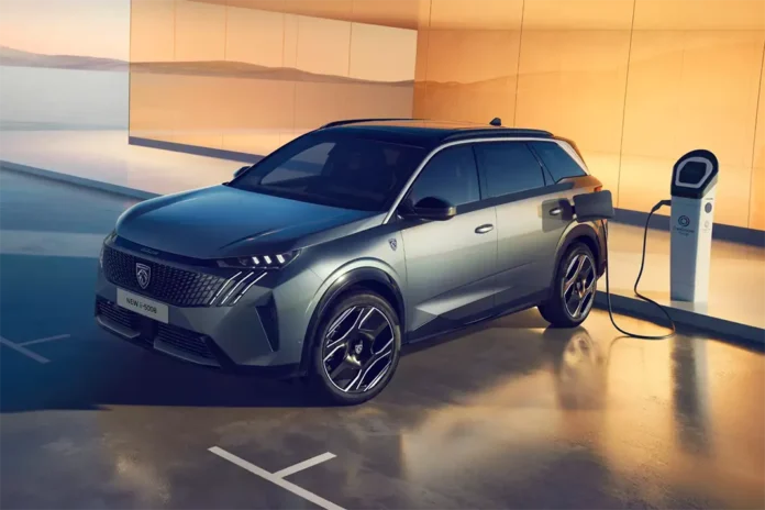 Peugeot представила нове покоління кросовера 5008