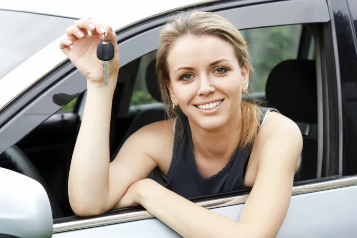 В Україні чоловіки масово перереєстровують автомобілі на жінок