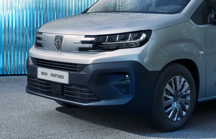 Оголошено ціни на новий фургон Peugeot Partner
