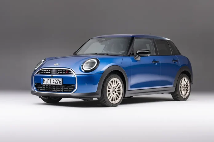 Новий MINI Cooper отримав п'ятидверну версію