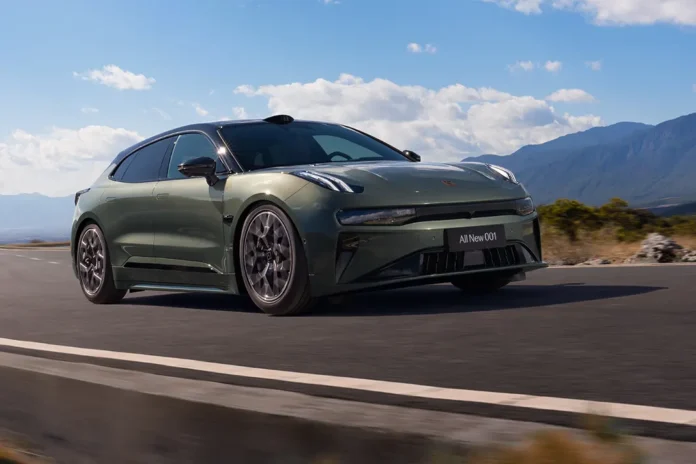 Zeekr 001: чому навколо нього стільки шуму?