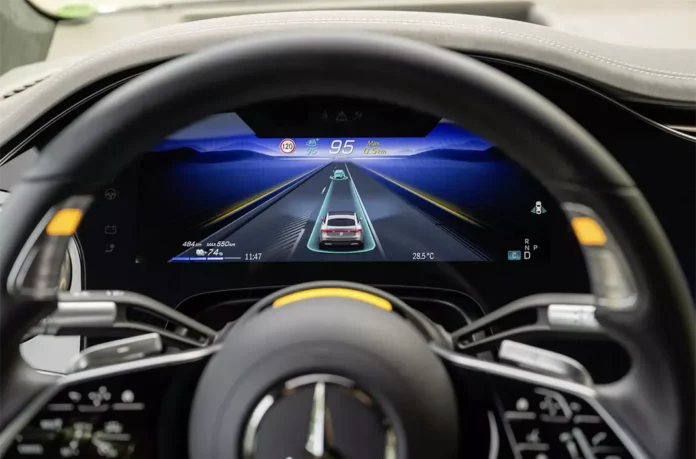 Mercedes-Benz розширив можливості автопілота Drive Pilot