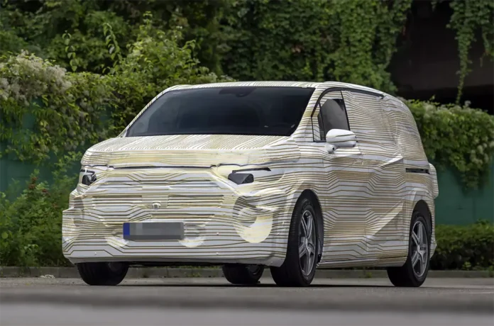 Mercedes-Benz вивів на тести електричні мінівени наступного покоління