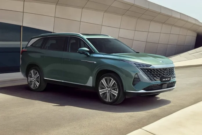MG представила великий 7-місний кросовер RX9