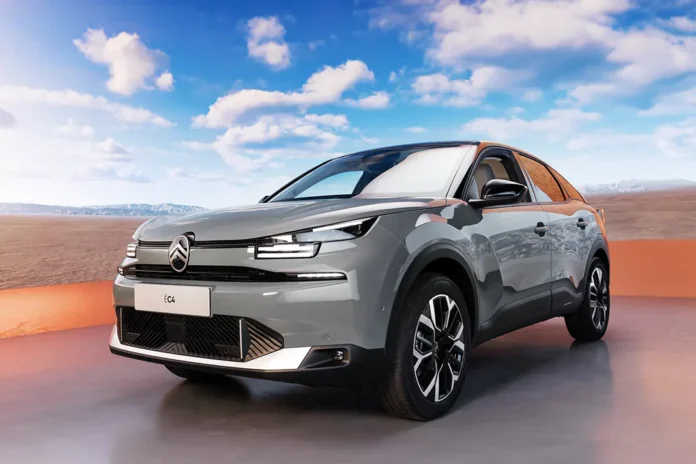 Citroen показав оновлені С4 та С4 Х