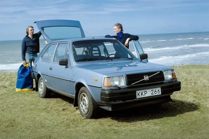 Як з'явилися Volvo серії 300 й до чого тут Renault та DAF