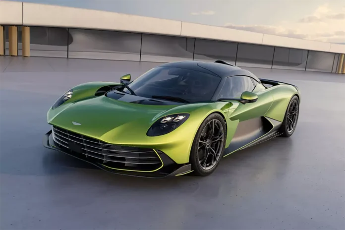 Aston Martin представив супергібрид Valhalla