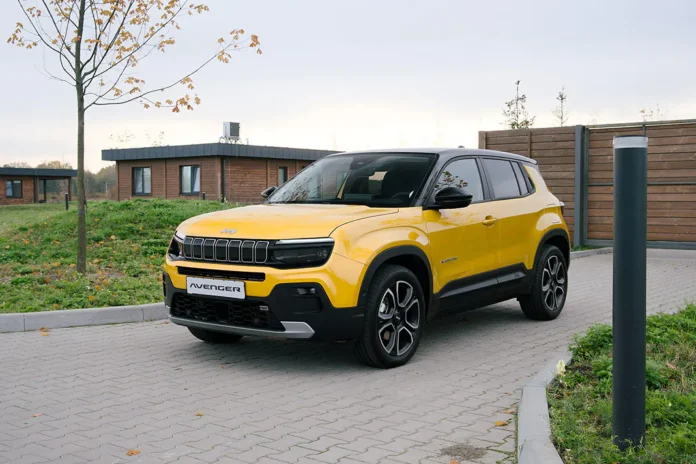 Jeep Avenger — переможець у номінації «Субкомпактні SUV» премії АвтоЛІдер 2025