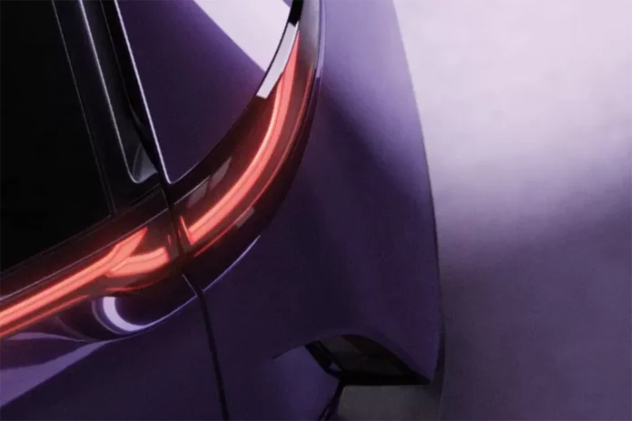 Mazda показала деталі нового кросовера EZ-60