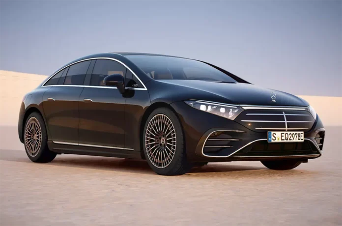 У Mercedes-Benz знайшли виправдання провалу моделі EQS
