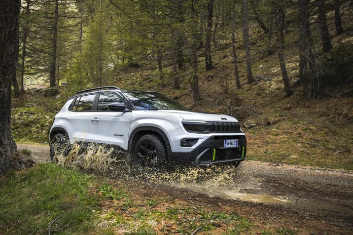 Jeep похвалився успіхами кросовера Avenger