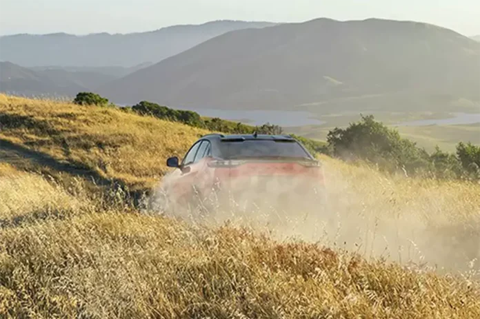 Subaru готує новий кросовер Uncharted