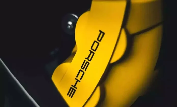 Porsche та Lamborghini відкликають через помилку на конвеєрі