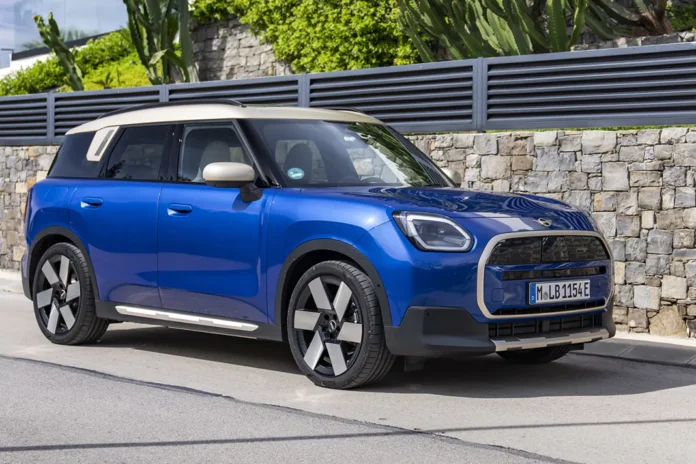 Mini оновила електричний кросовер Countryman