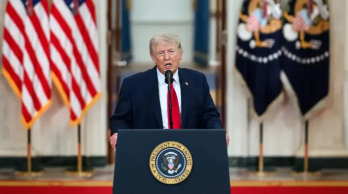 Трамп порушив торговельну угоду та підвищив мита на автомобілі з ЄС