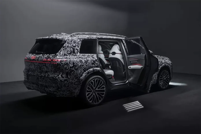 Розсекречено салон нового кросовера Audi Q9