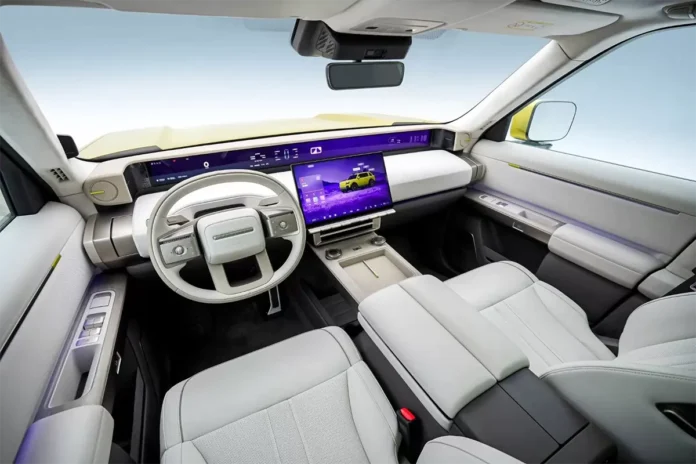 Розсекречено салон Freelander 8 від Land Rover та Chery