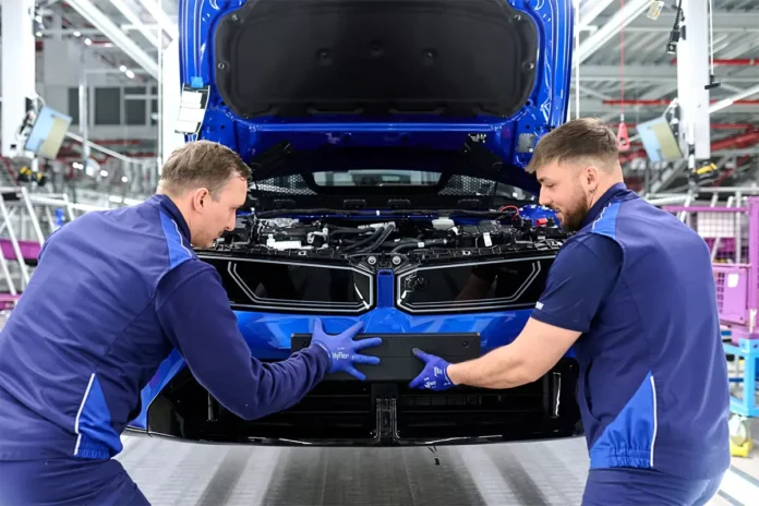 BMW скоротить 8000 співробітників у Німеччині