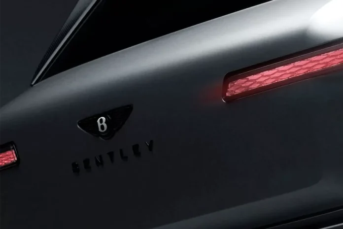 Названо ім'я першого й останнього електричного кросовера Bentley