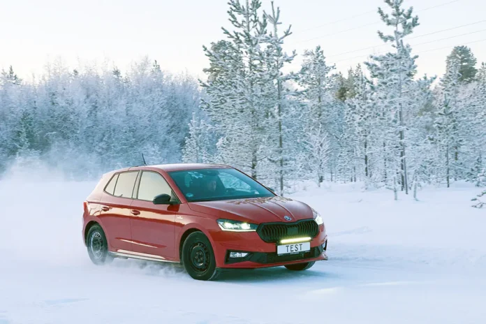 Німці протестували зимові шини для компактних авто і жахнулися